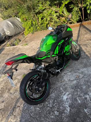 KAWASAKI NINJA 300 